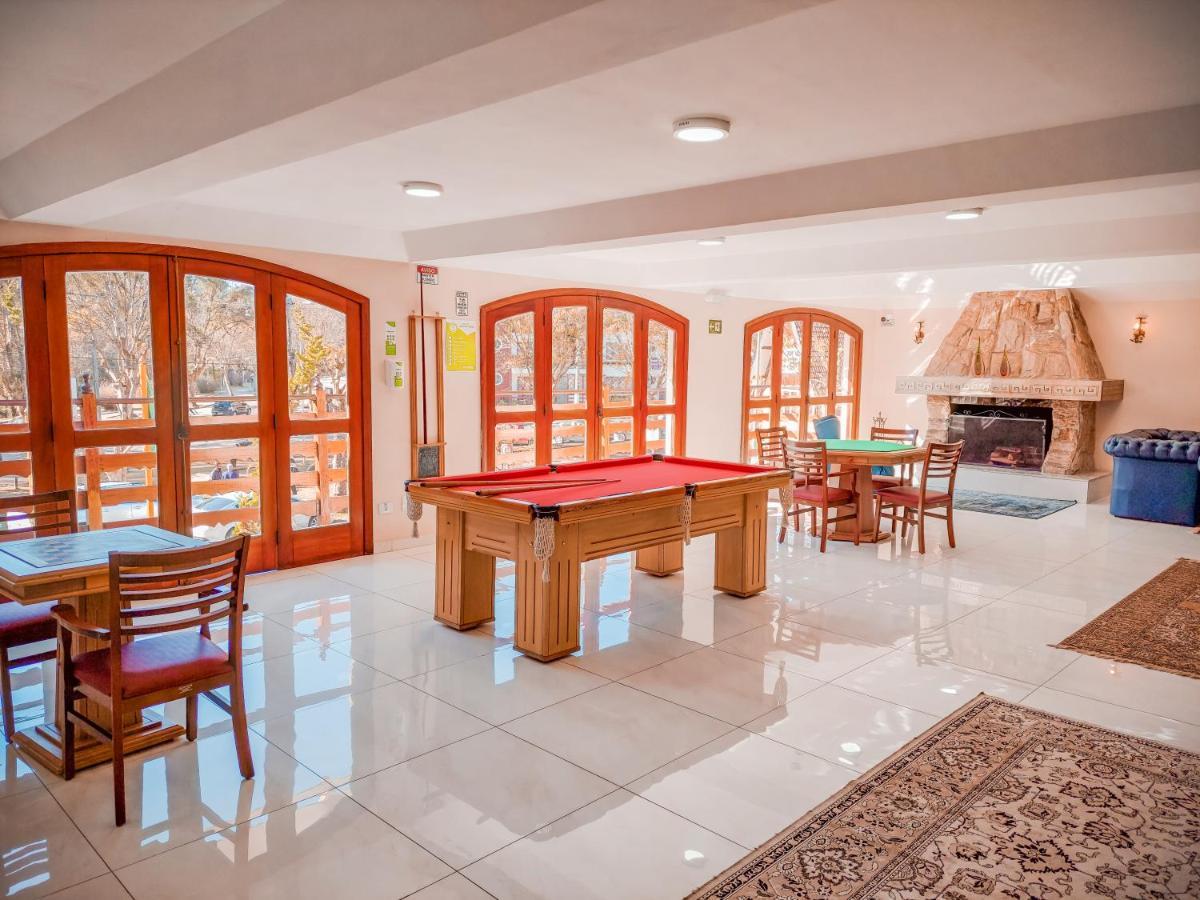 Hotel Euro Suite Campos Do Jordao By Nacional Inn - A 800 Metros Da Vila Capivari Екстериор снимка