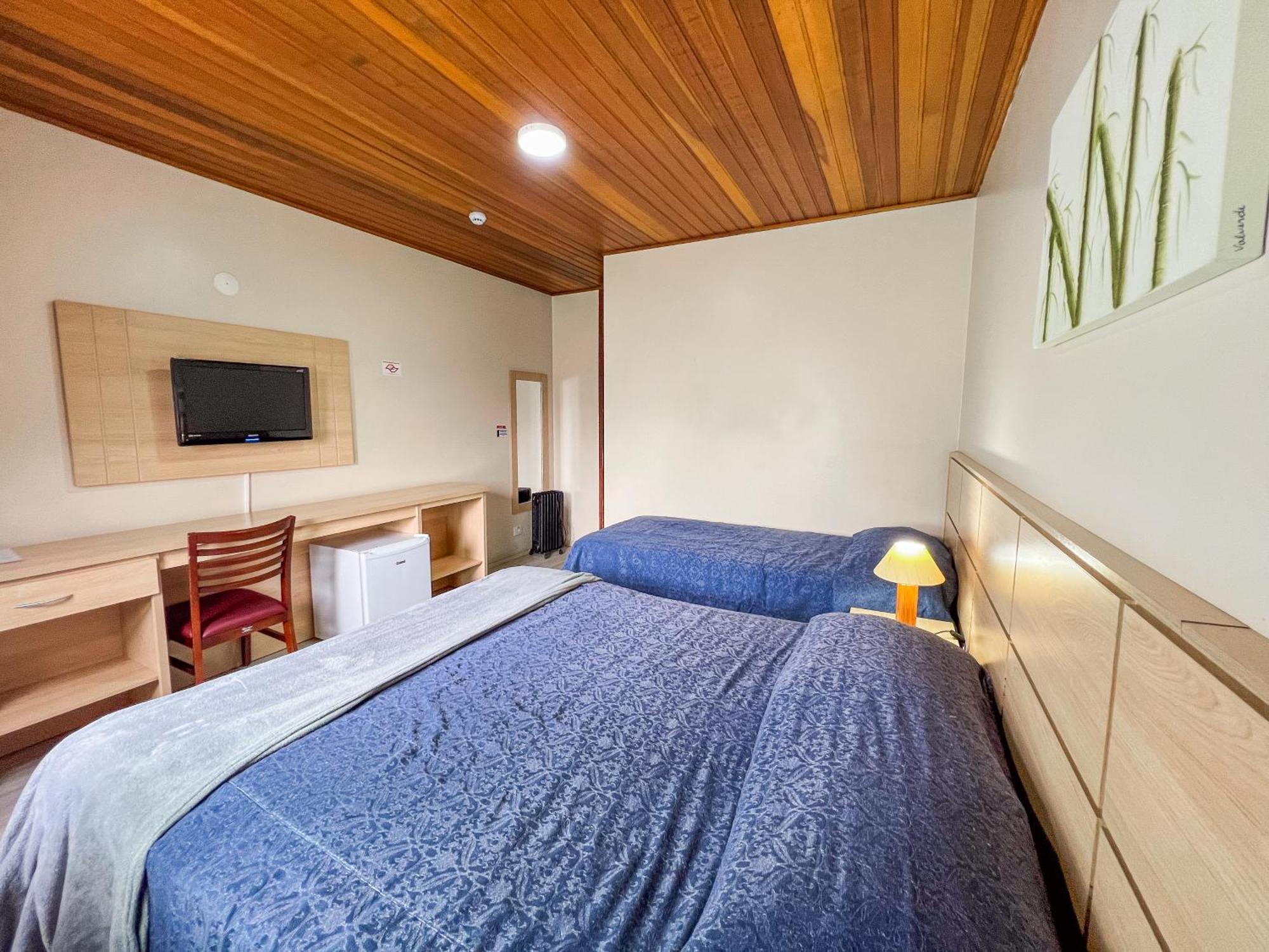 Hotel Euro Suite Campos Do Jordao By Nacional Inn - A 800 Metros Da Vila Capivari Екстериор снимка